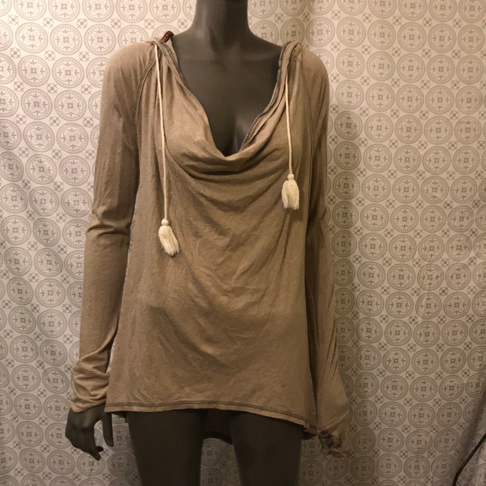 Anthropologie Sloane Rouge lightweight hooded